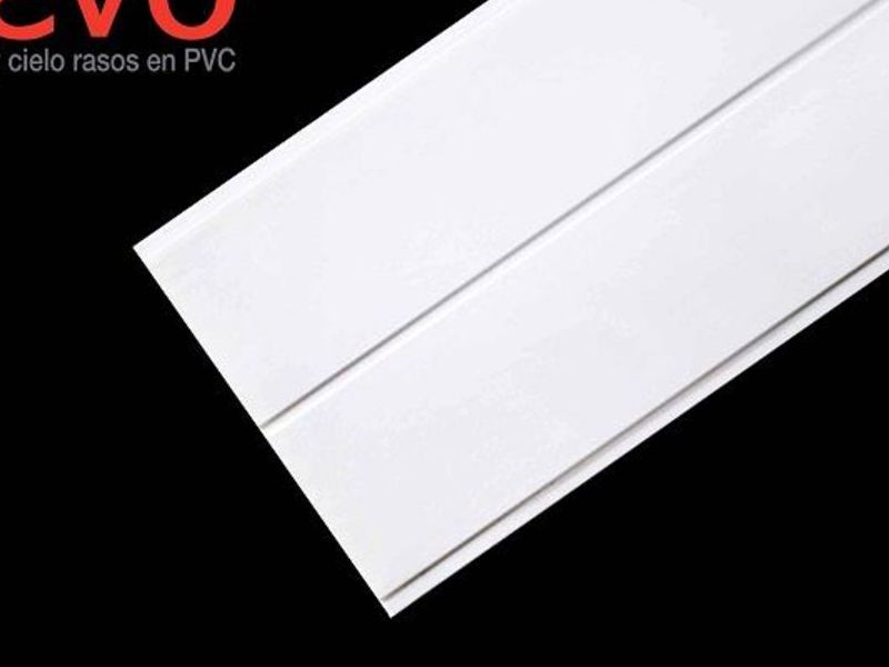 Panel PVC Blanco Acanalado Brillante