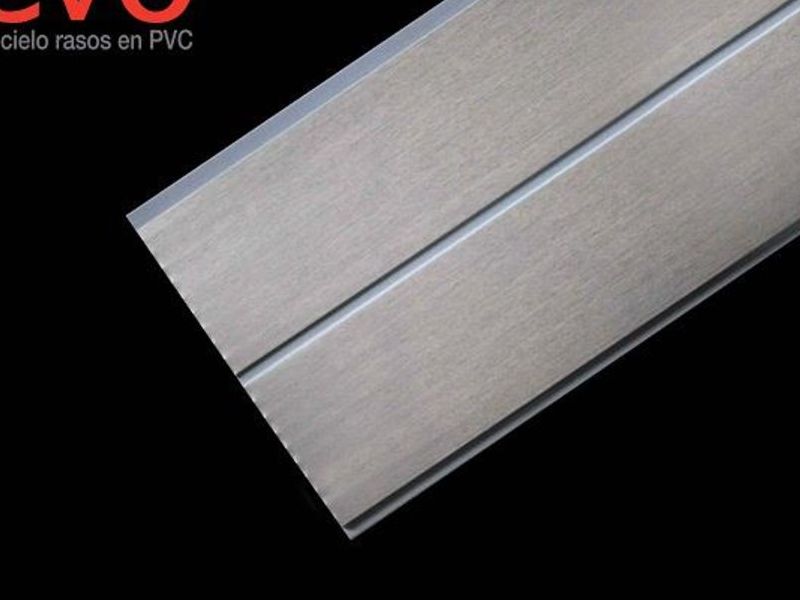 Panel PVC color Aluminio acanalado
