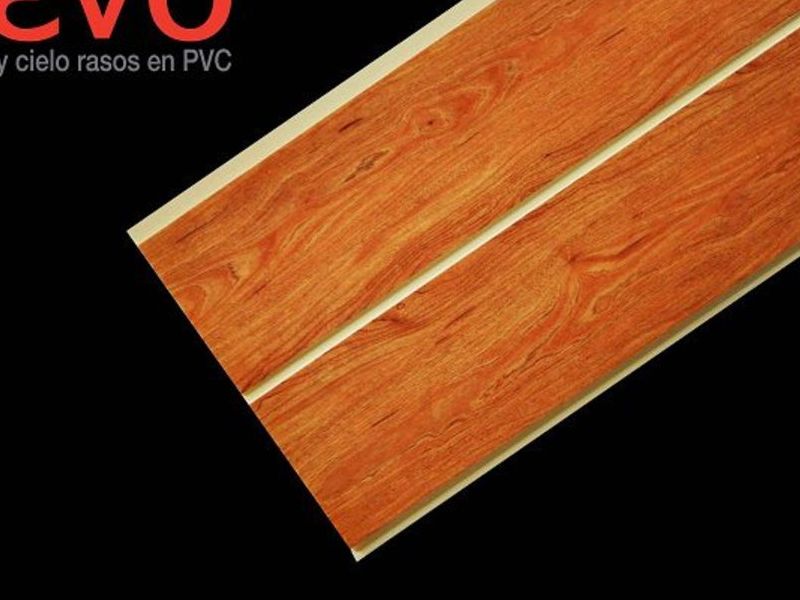 Panel PVC color madera Nogal