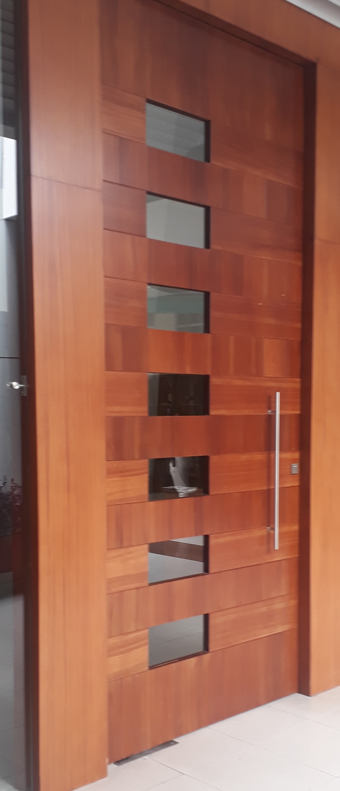 PUERTAS EN MDF : MADELAC MODULARES | CONSTRUEX